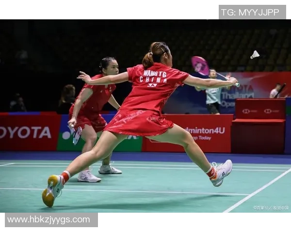 北京羽毛球队在冠军赛中的实力展现与战术分析